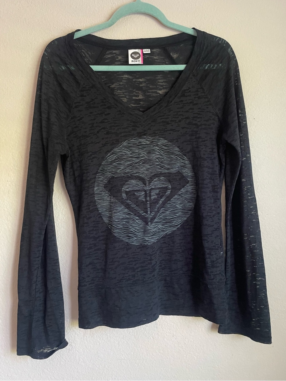 Roxy Black Long-Sleeve V-Neck Top - Size Large